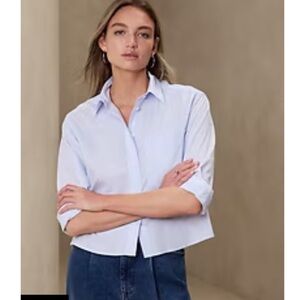 Banana Republic Factory XL blue cropped button down shirt NWT